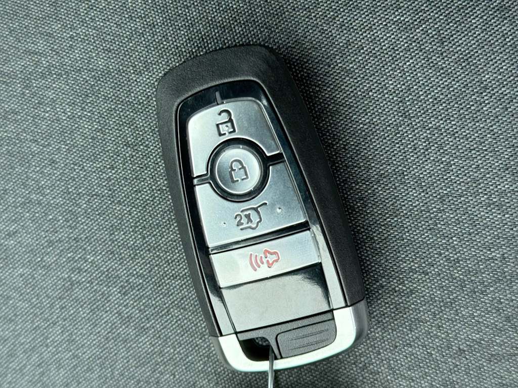 Thumbnail: 2026 Ford Explorer - 17