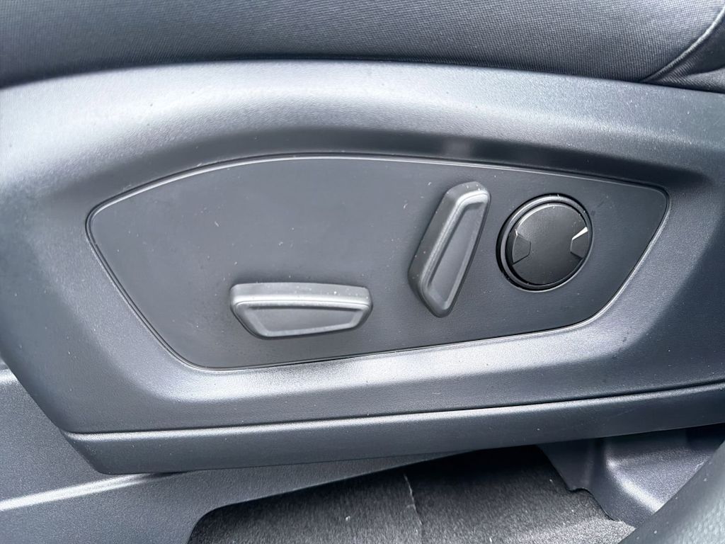 Thumbnail: 2026 Ford Explorer - 26