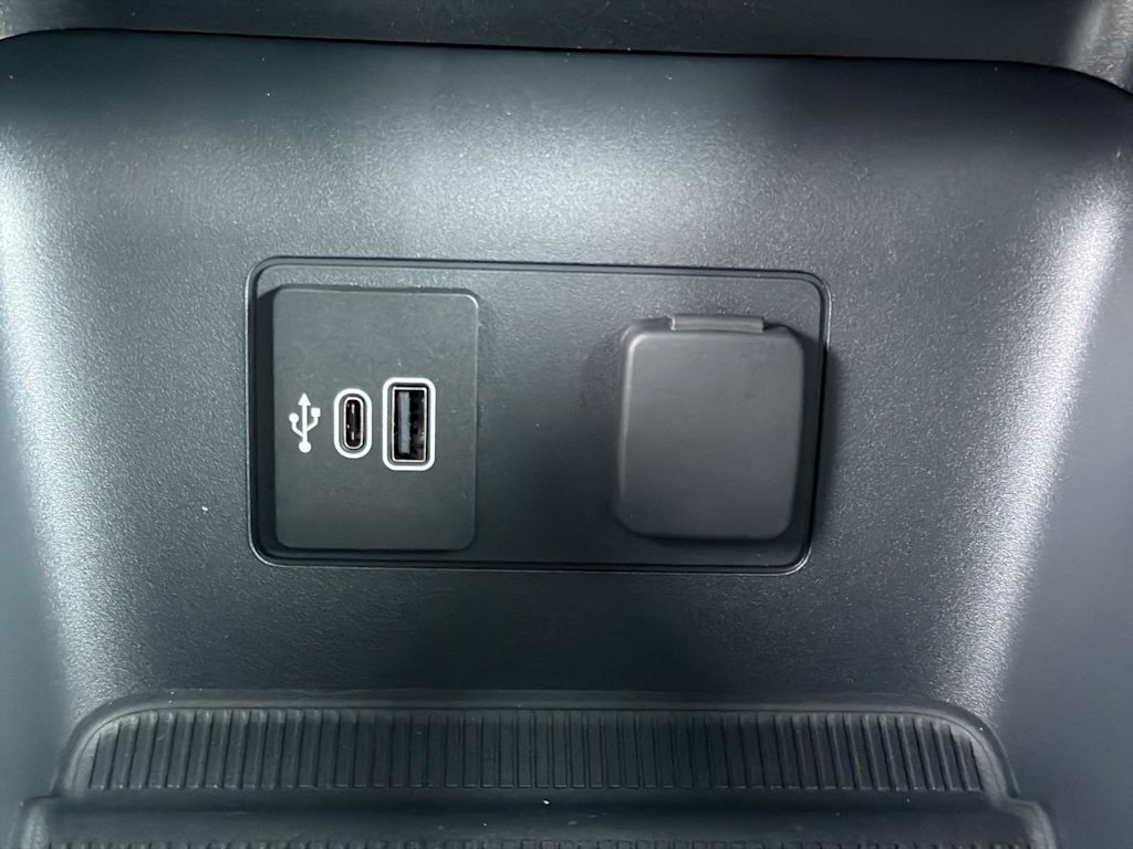 Thumbnail: 2026 Ford Explorer - 36