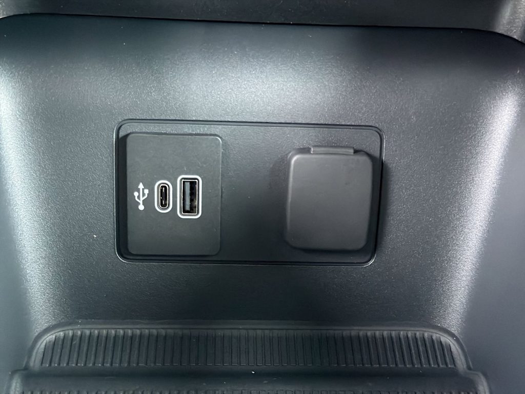 Thumbnail: 2026 Ford Explorer - 36