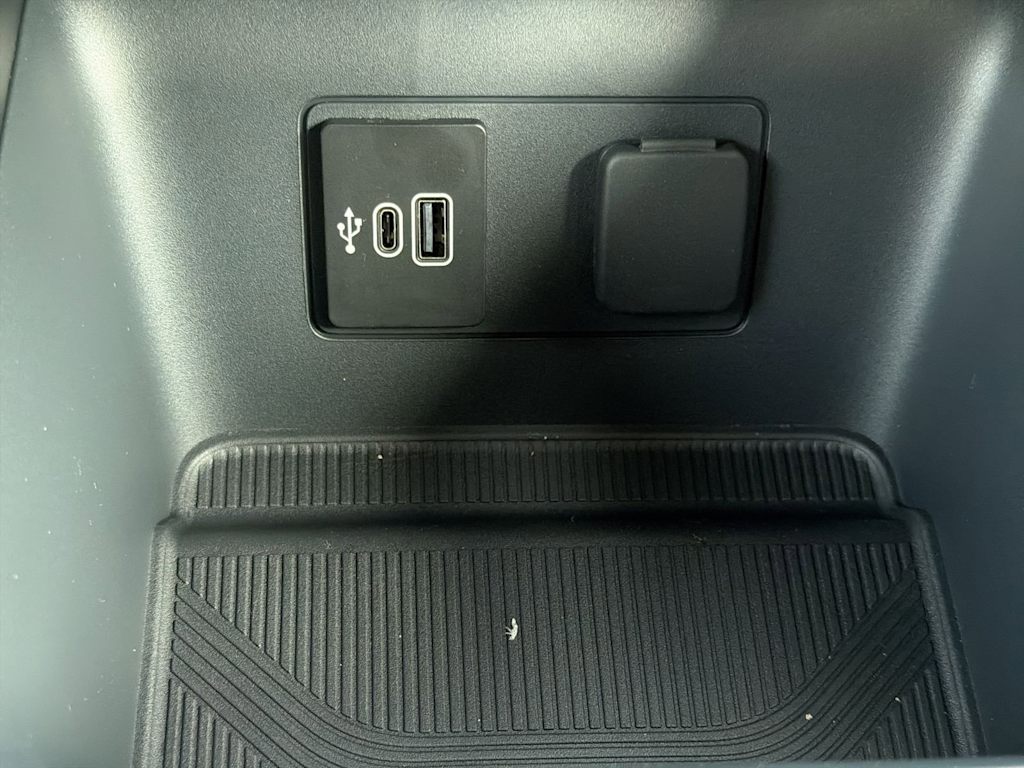 Thumbnail: 2026 Ford Explorer - 37