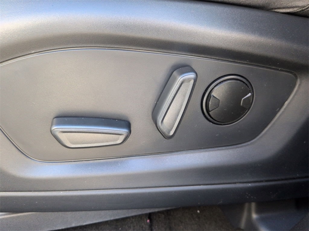 Thumbnail: 2026 Ford Explorer - 26