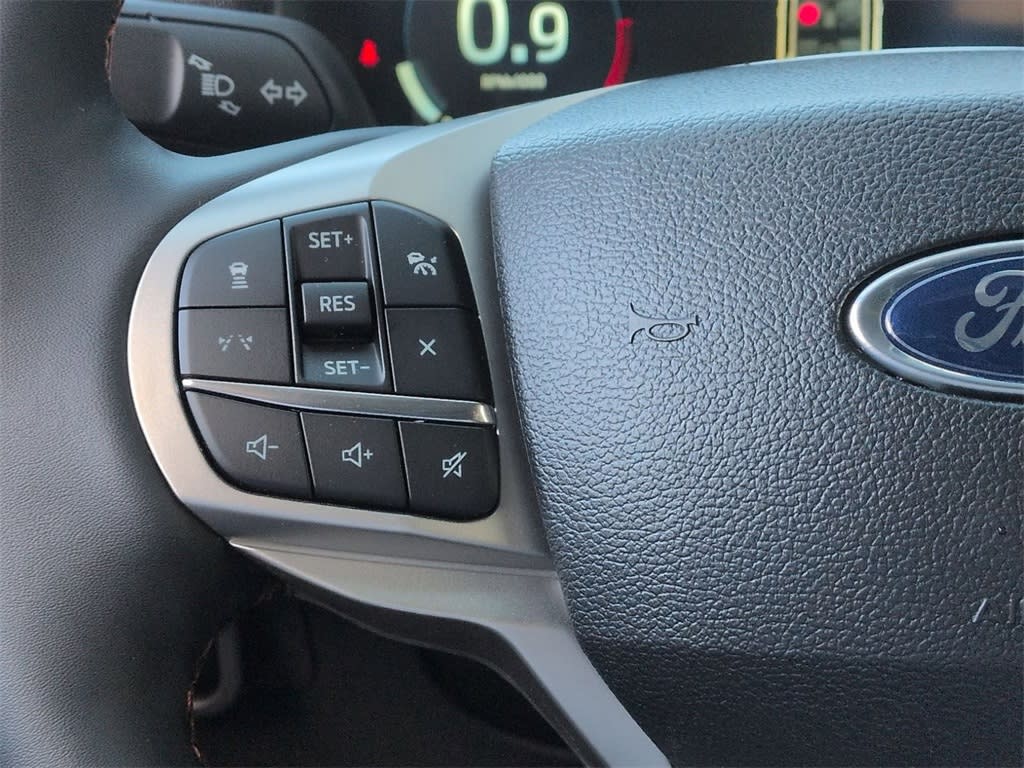 Thumbnail: 2025 Ford Explorer - 29