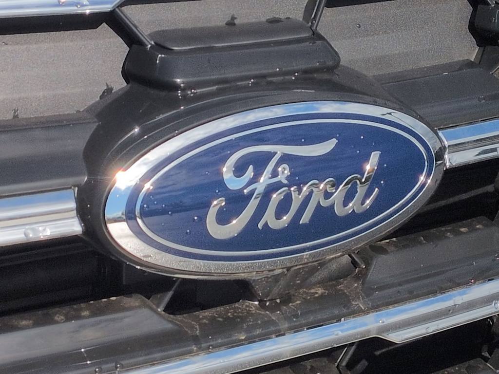 Thumbnail: 2025 Ford Explorer - 7