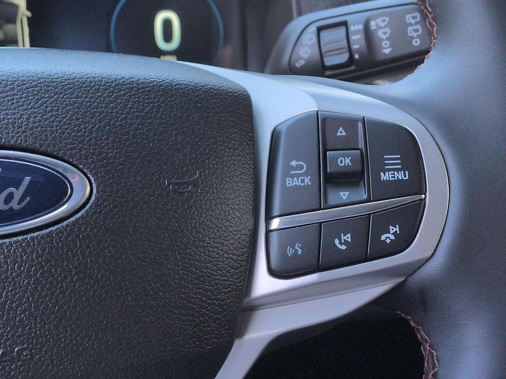 Thumbnail: 2025 Ford Explorer - 30