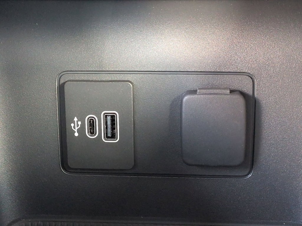 Thumbnail: 2026 Ford Explorer - 37