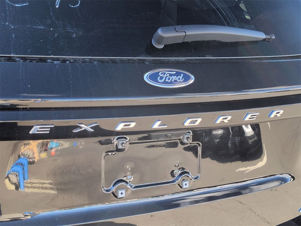 Thumbnail: 2026 Ford Explorer - 26