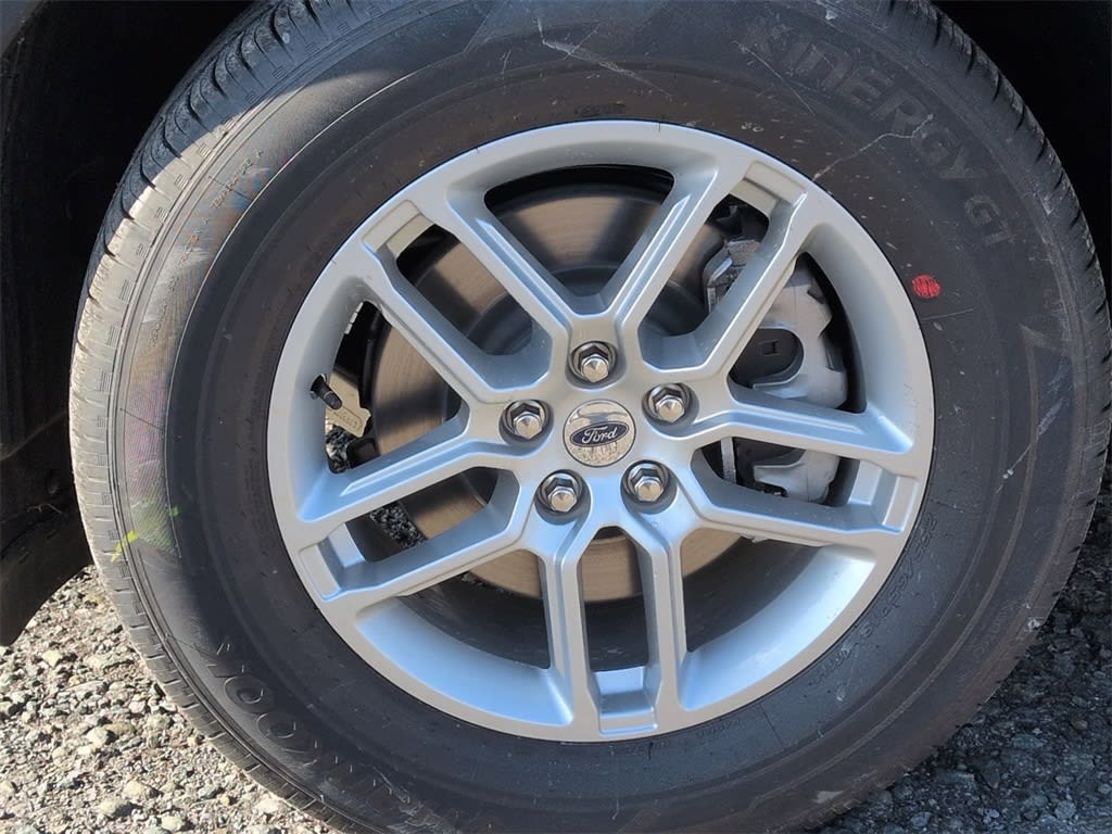 Thumbnail: 2026 Ford Explorer - 7