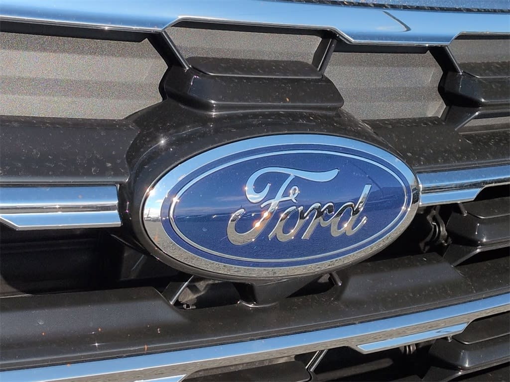 Thumbnail: 2026 Ford Explorer - 6