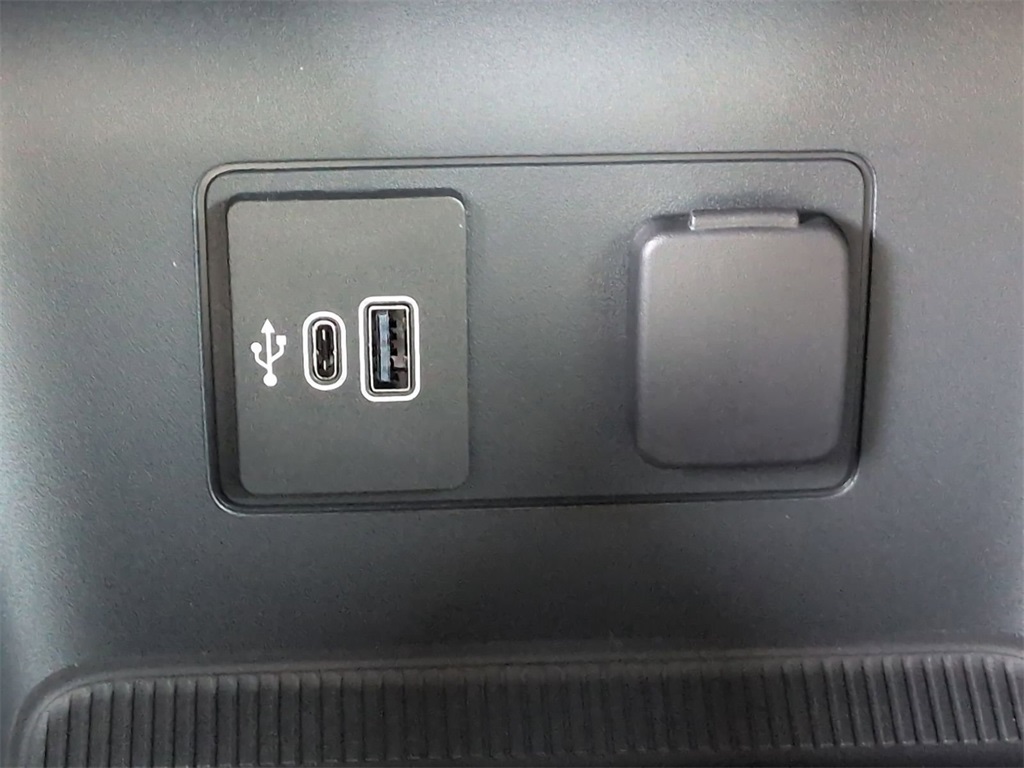 Thumbnail: 2026 Ford Explorer - 36