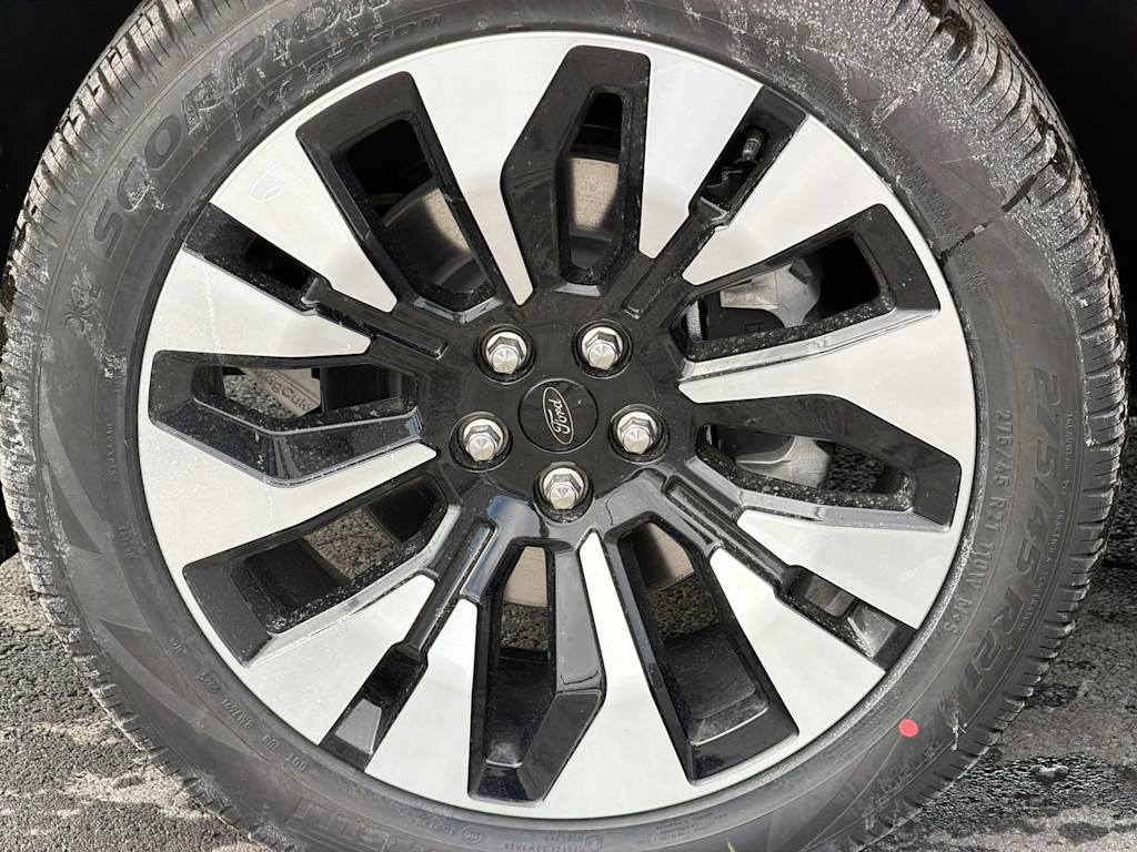 Thumbnail: 2026 Ford Explorer - 6