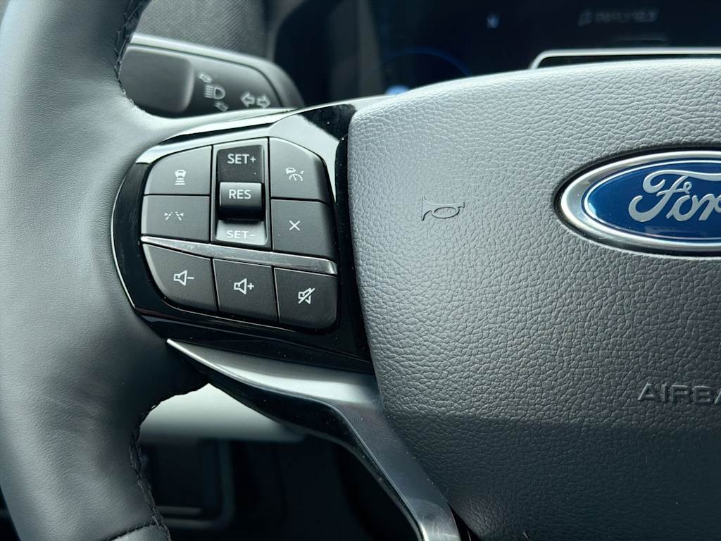 Thumbnail: 2026 Ford Explorer - 32