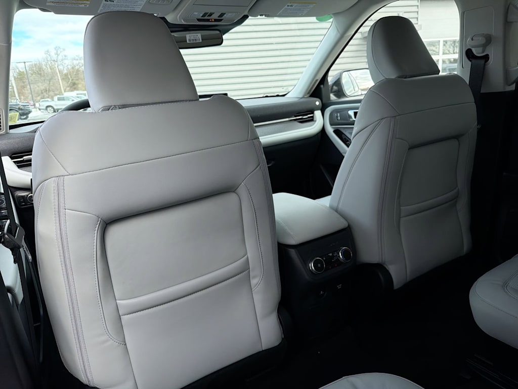 Thumbnail: 2026 Ford Explorer - 10