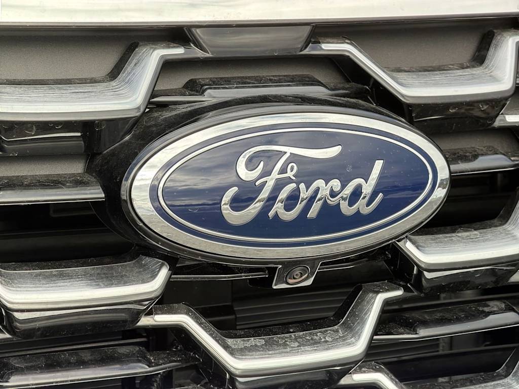 Thumbnail: 2026 Ford Explorer - 5