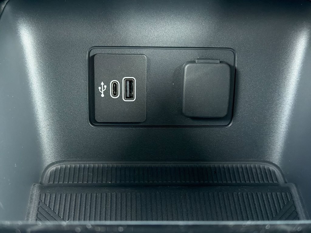 Thumbnail: 2026 Ford Explorer - 39