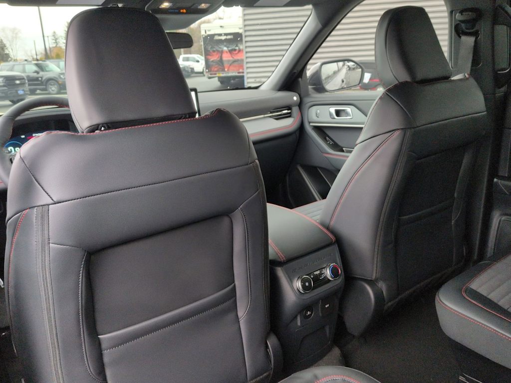 Thumbnail: 2026 Ford Explorer - 11