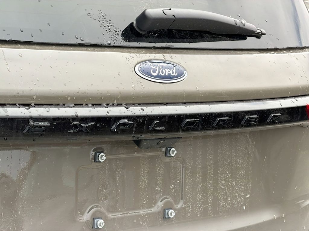 Thumbnail: 2026 Ford Explorer - 25