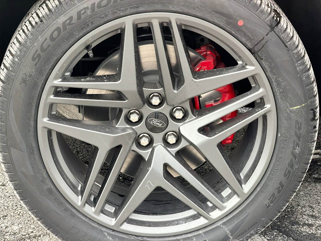 Thumbnail: 2026 Ford Explorer - 7