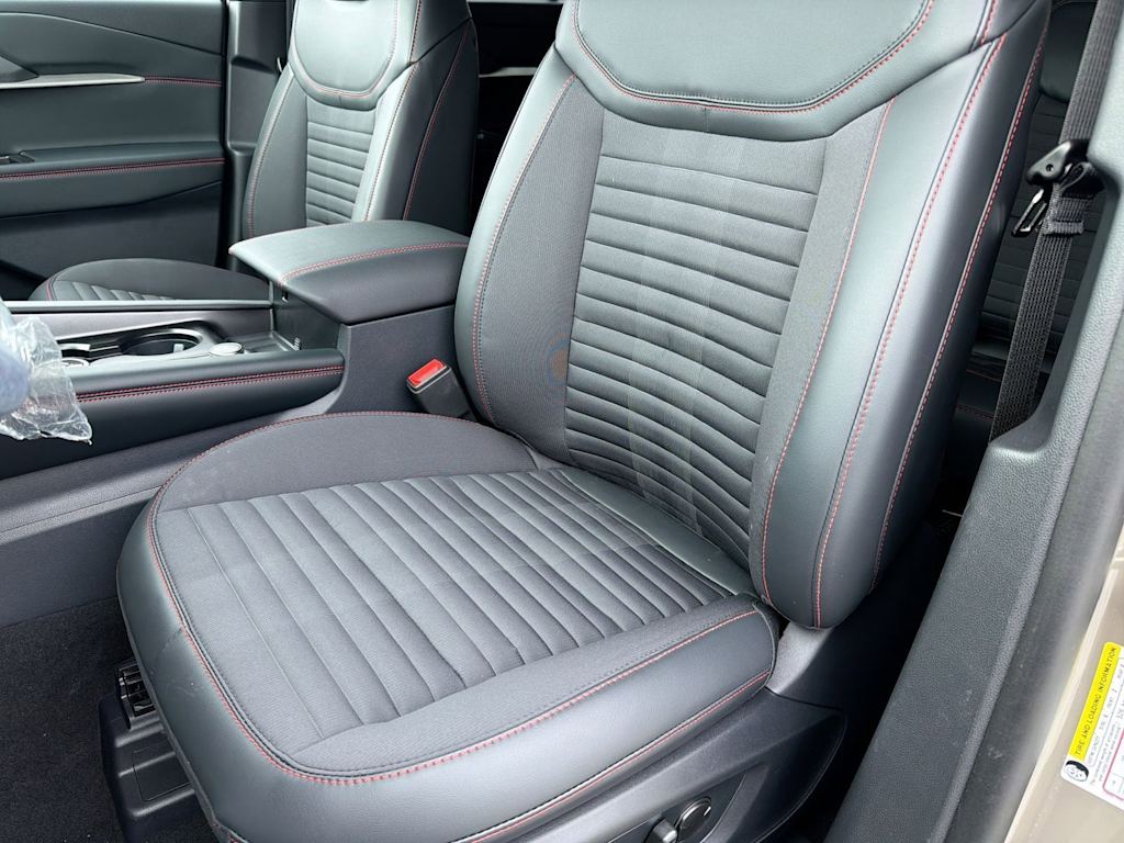 Thumbnail: 2026 Ford Explorer - 10