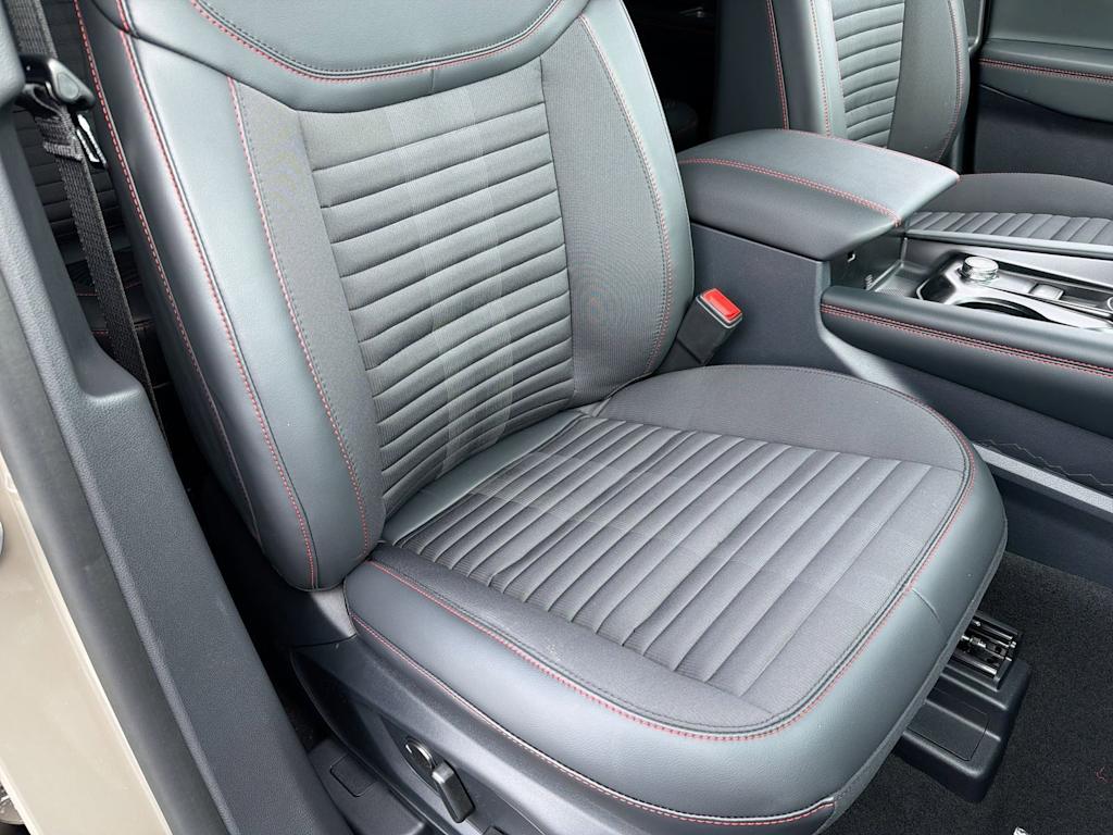 Thumbnail: 2026 Ford Explorer - 30