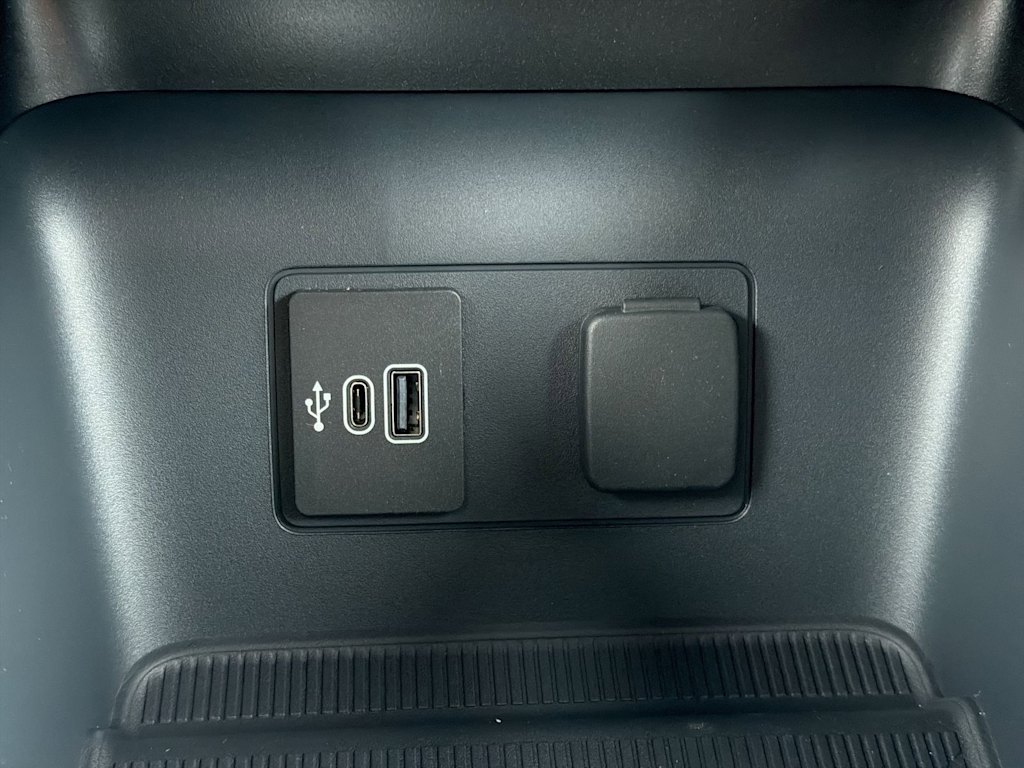 Thumbnail: 2026 Ford Explorer - 36