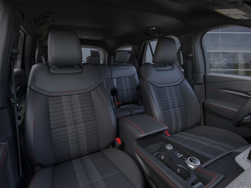 2025 Ford Explorer ST-Line 7