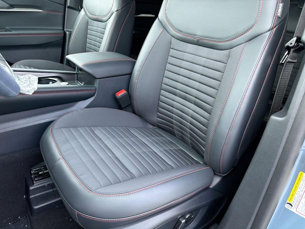 Thumbnail: 2026 Ford Explorer - 9