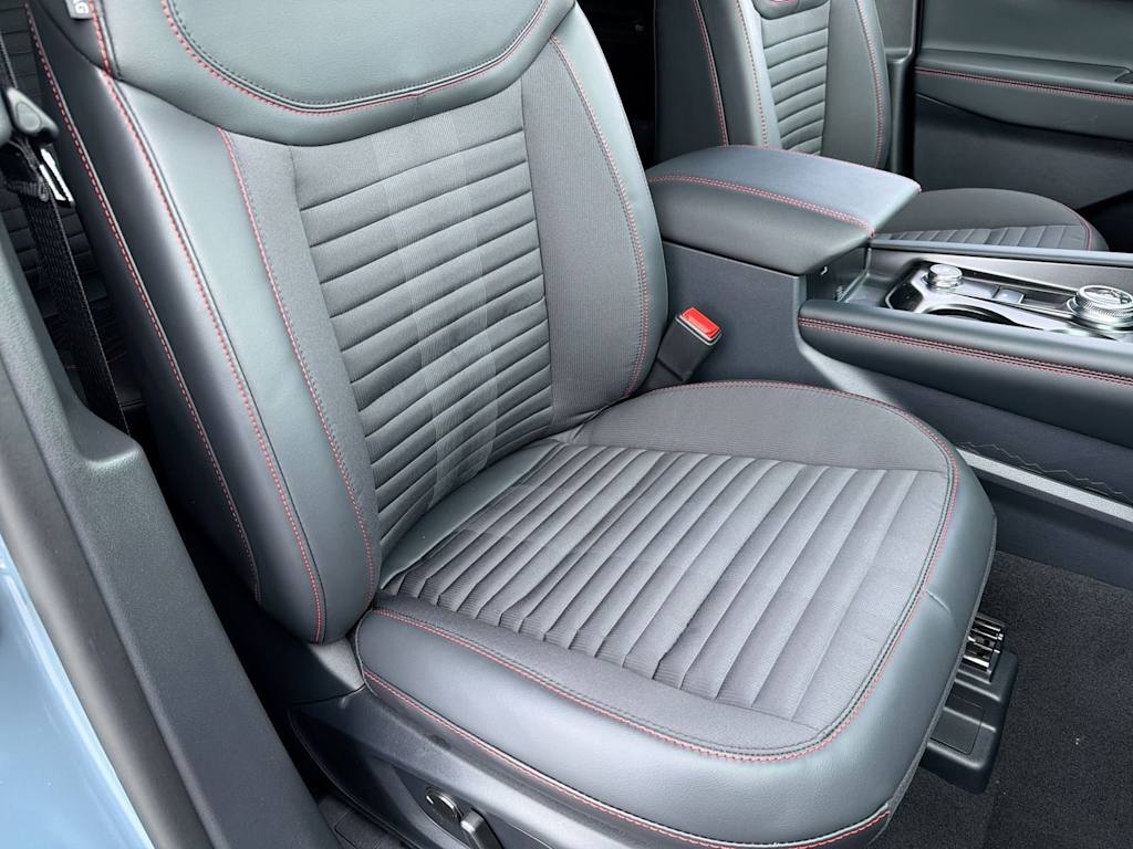 Thumbnail: 2026 Ford Explorer - 28