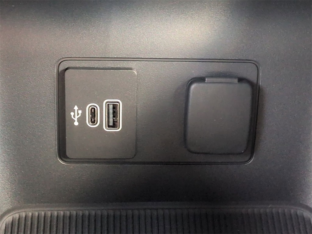 Thumbnail: 2026 Ford Explorer - 34