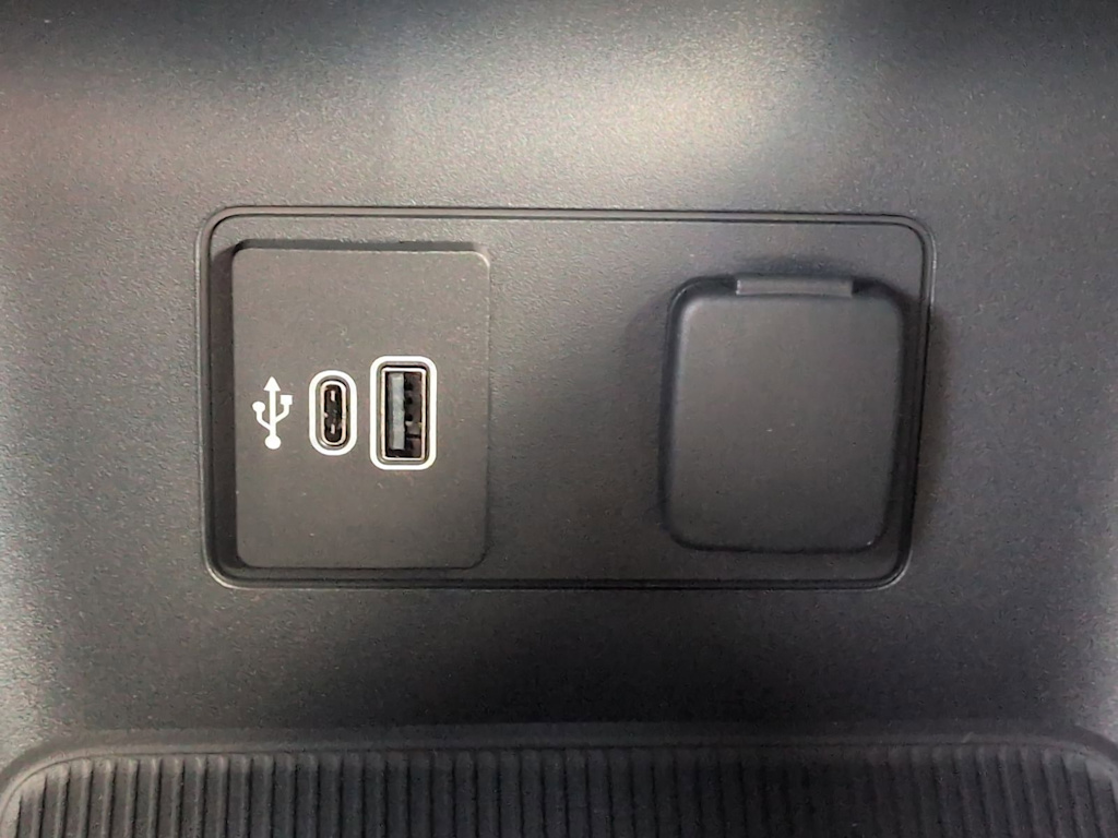 Thumbnail: 2026 Ford Explorer - 34