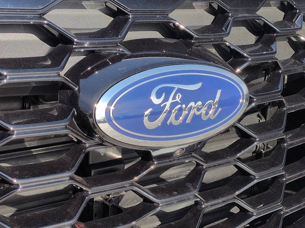 Thumbnail: 2026 Ford Explorer - 8