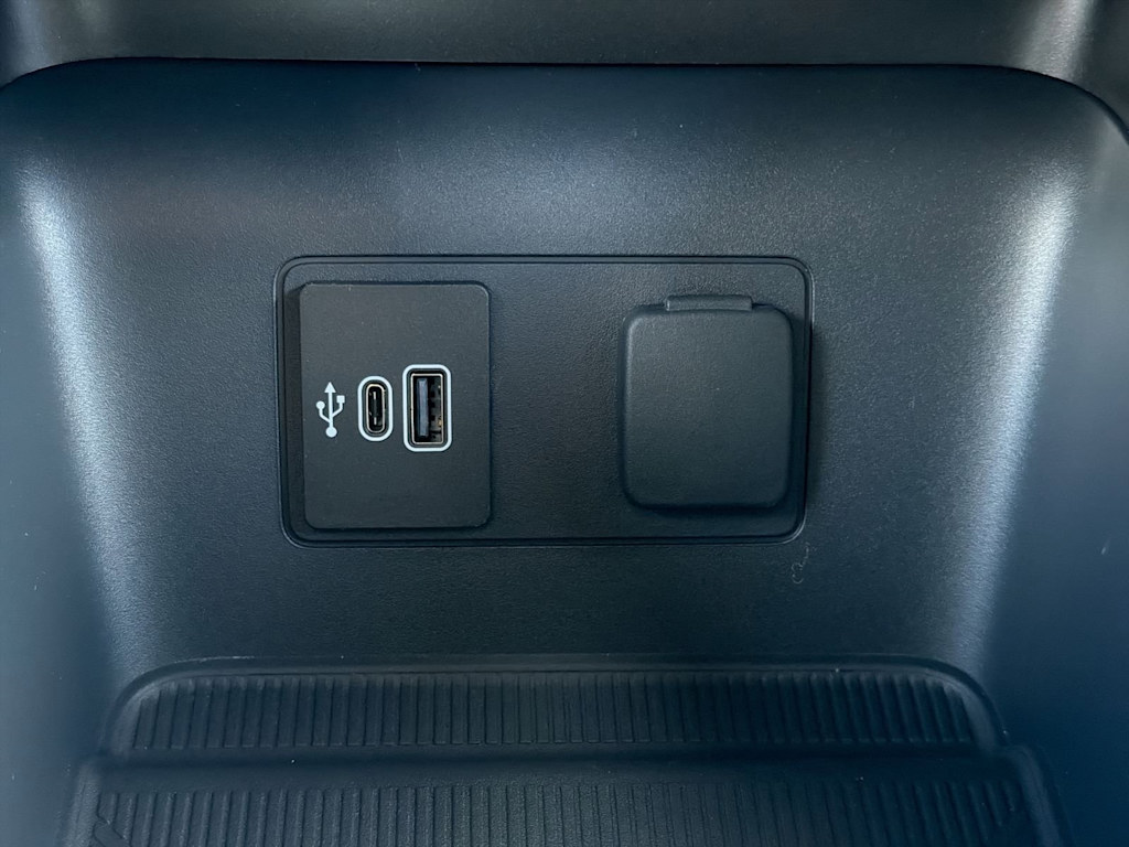 Thumbnail: 2026 Ford Explorer - 36