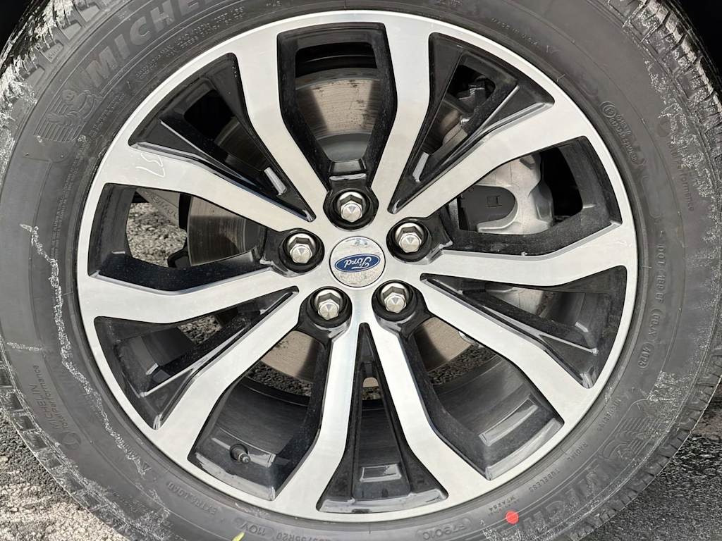 Thumbnail: 2026 Ford Explorer - 7