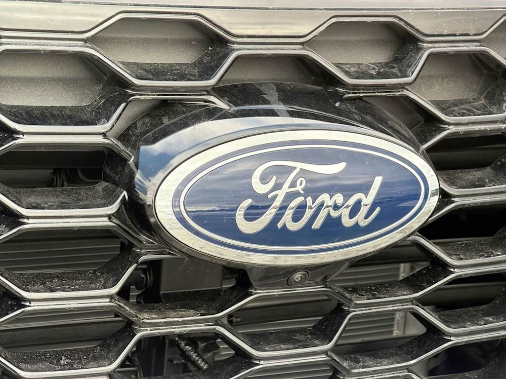 Thumbnail: 2026 Ford Explorer - 6