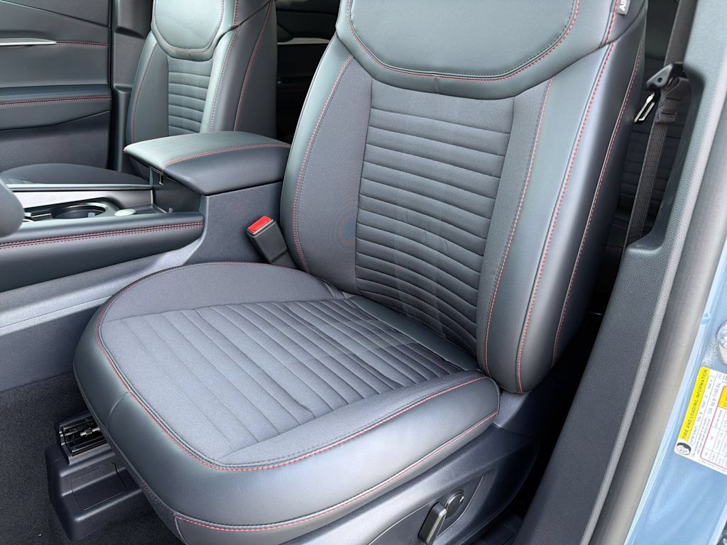 Thumbnail: 2026 Ford Explorer - 10
