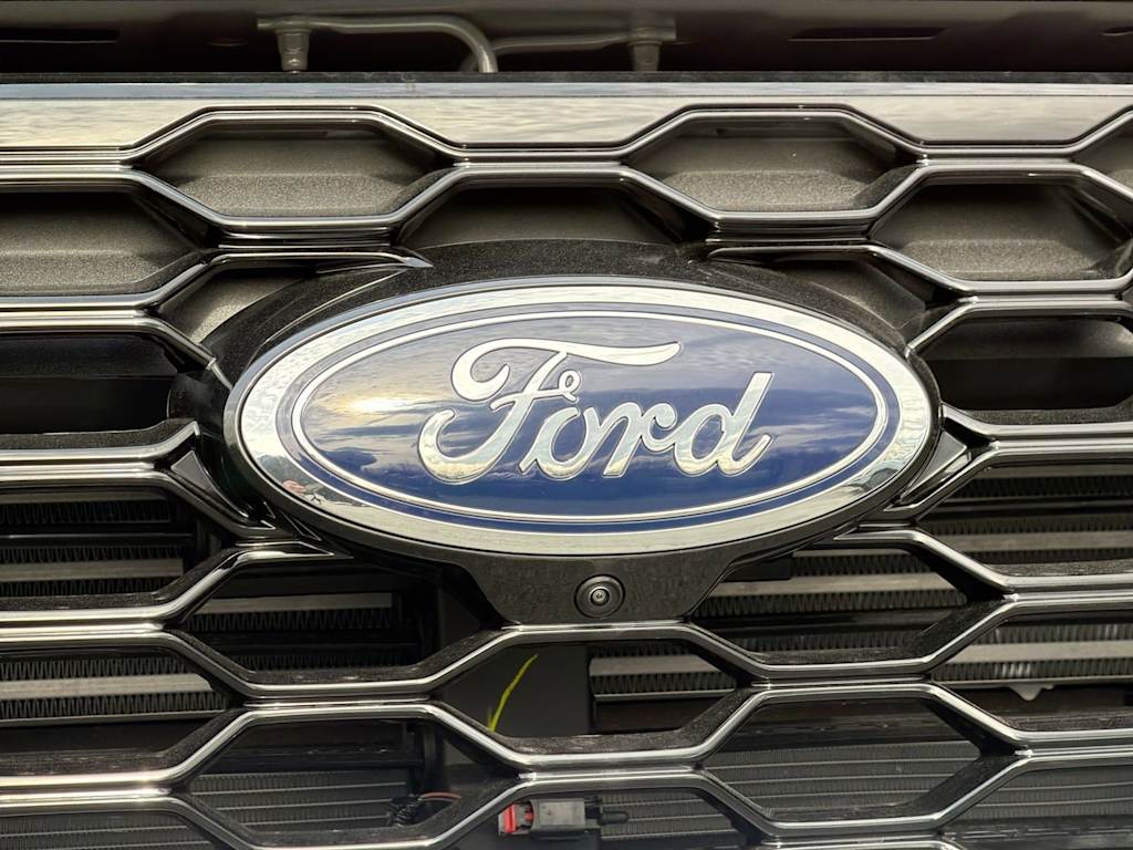 Thumbnail: 2026 Ford Explorer - 6
