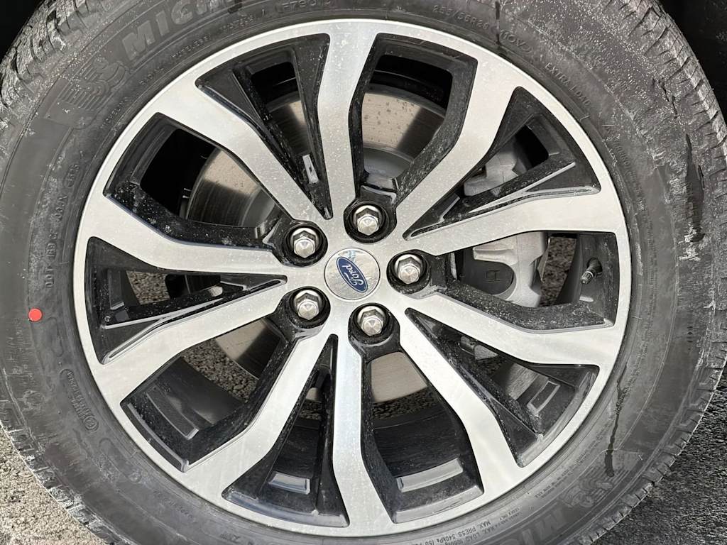 Thumbnail: 2026 Ford Explorer - 8