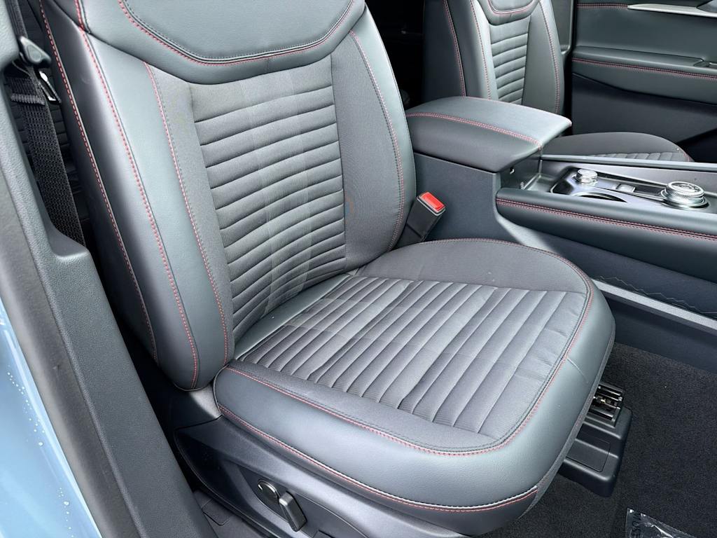 Thumbnail: 2026 Ford Explorer - 12