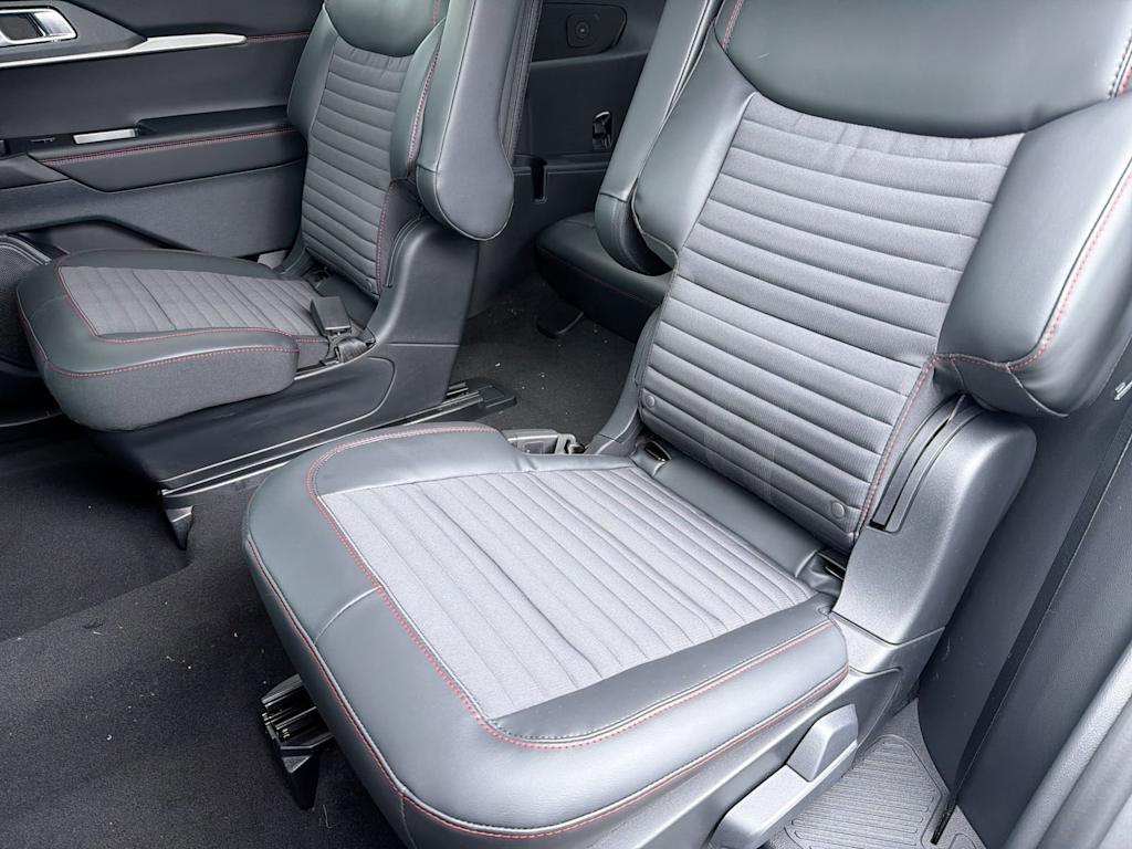 Thumbnail: 2026 Ford Explorer - 28