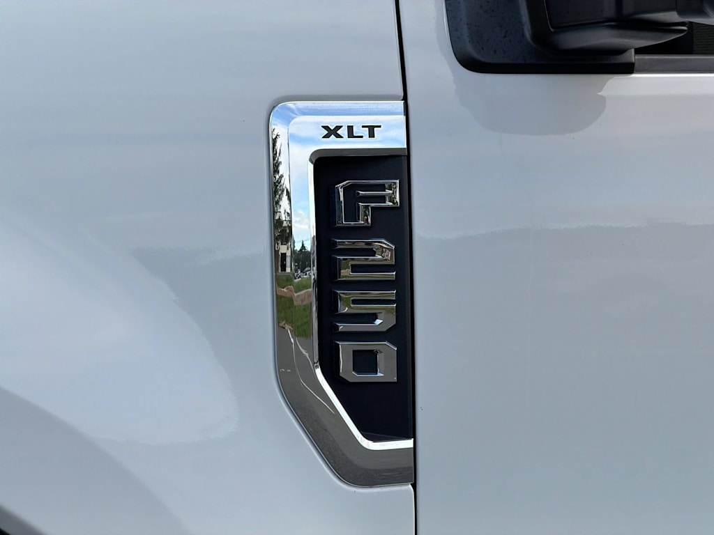 Thumbnail: 2018 Ford F-250 - 26
