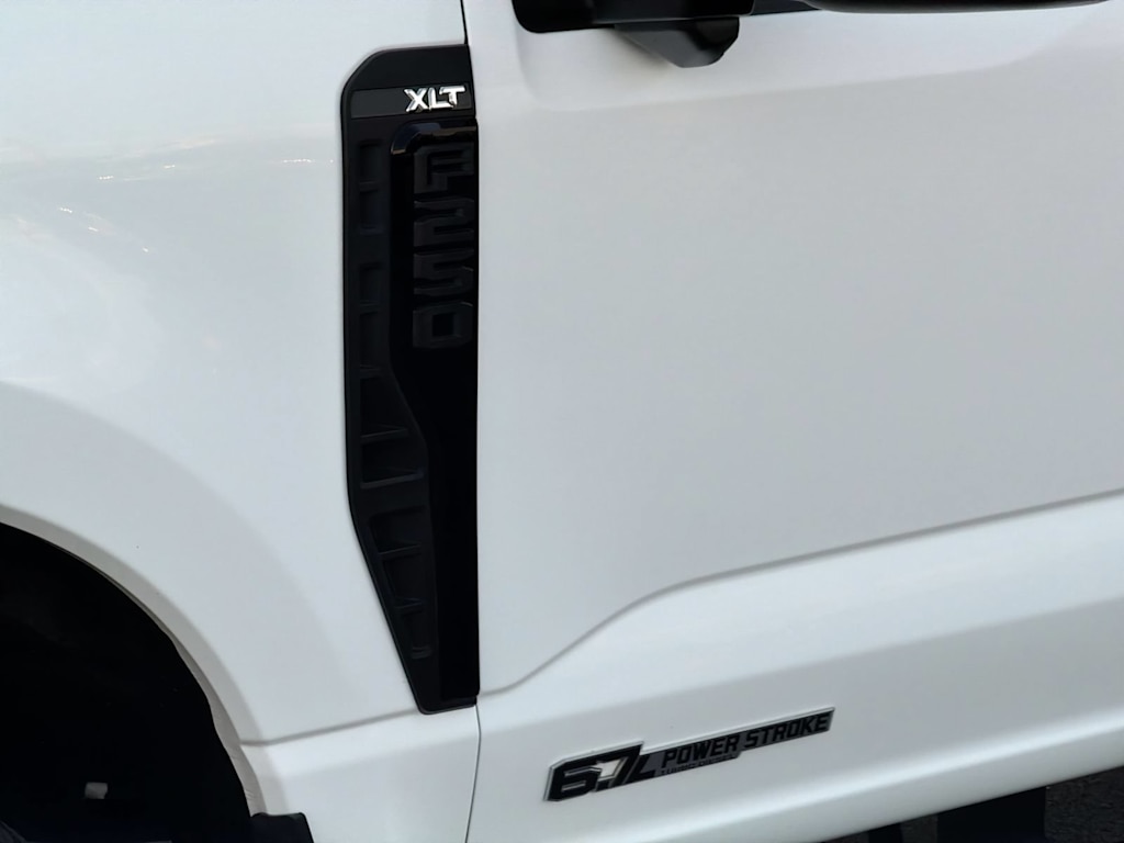 Thumbnail: 2024 Ford F-250 - 14