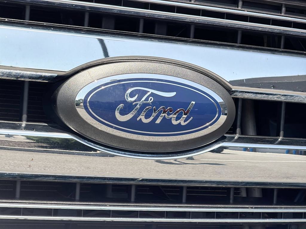 Thumbnail: 2022 Ford F-350 - 24
