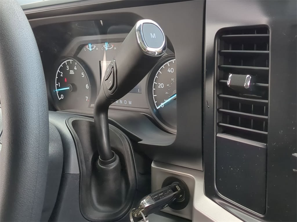 2025 Ford F-250 XL 13