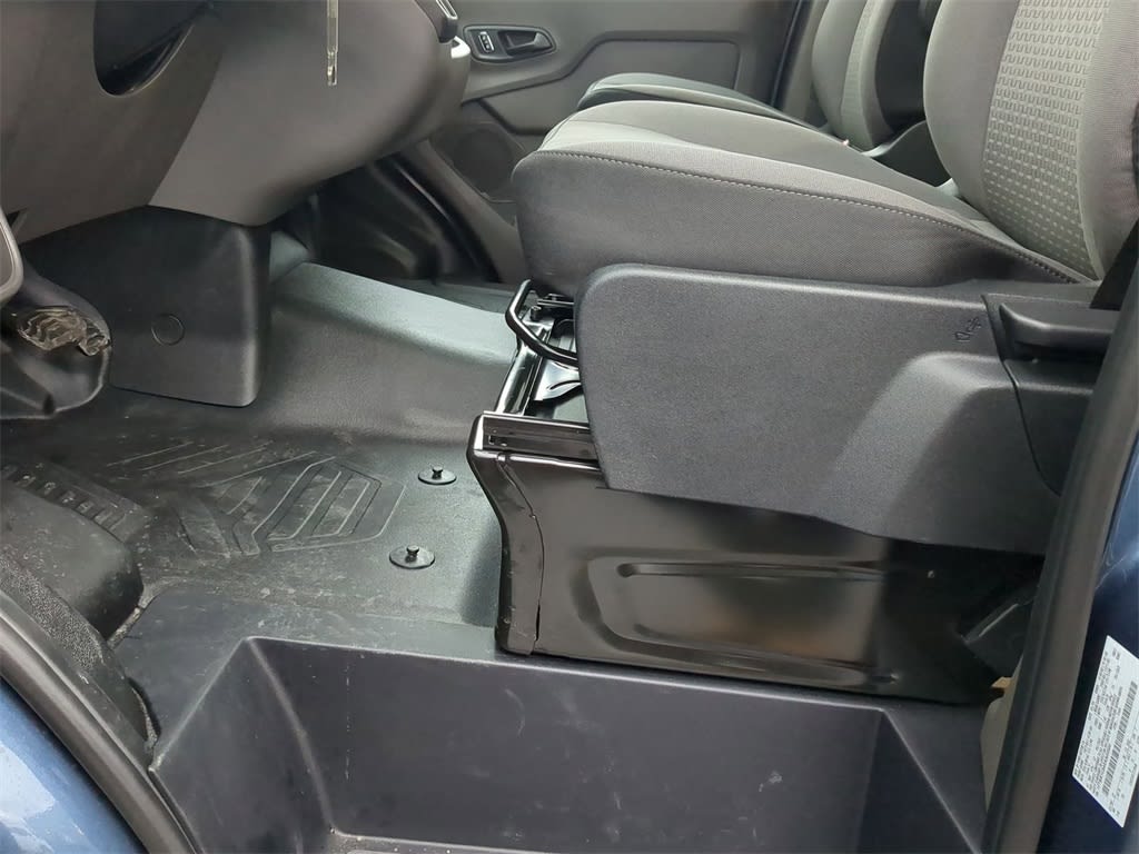 2025 Ford Transit Series 250 26