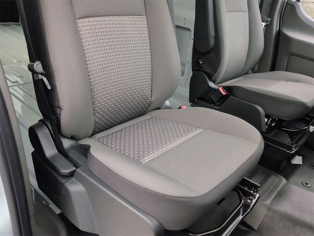 Thumbnail: 2026 Ford Transit Series - 10