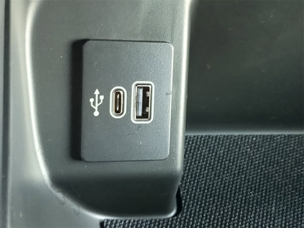 2025 Ford F-150 STX 34