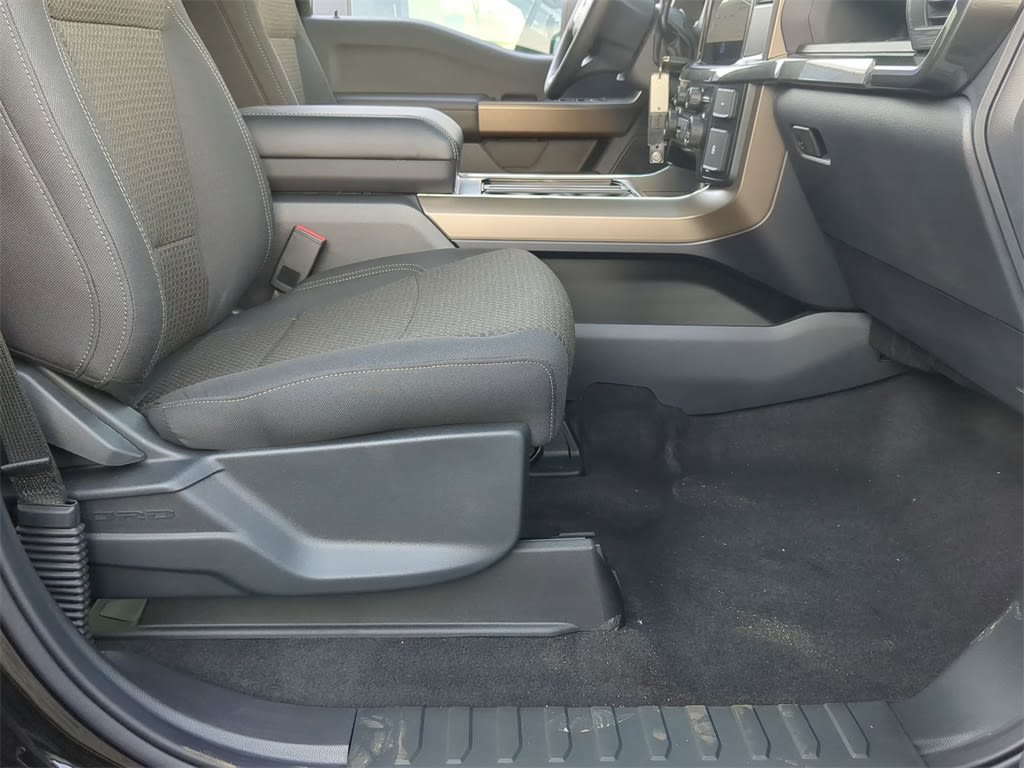 2025 Ford F-150 STX 9