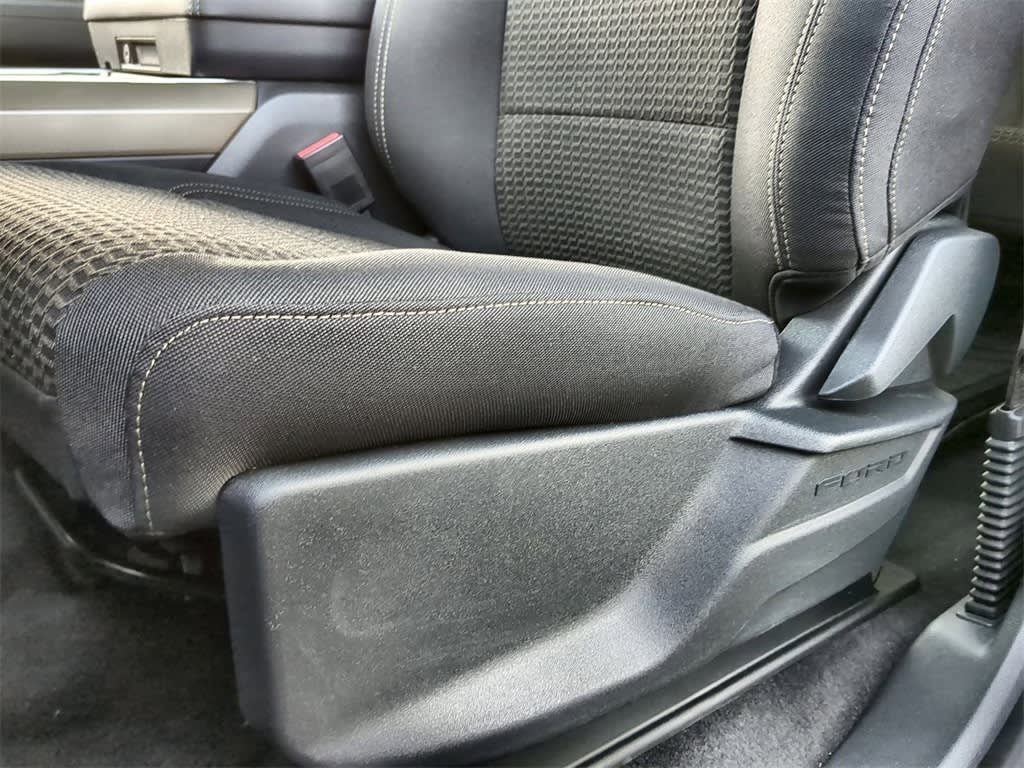 2025 Ford F-150 STX 29
