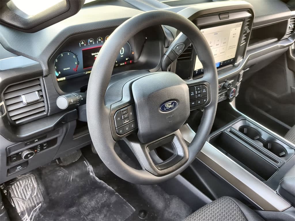 2025 Ford F-150 STX 2