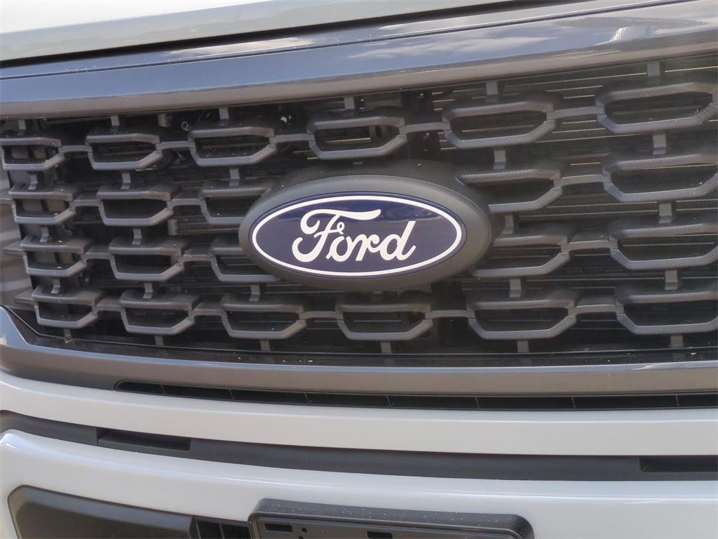 2024 Ford F-150 STX 8